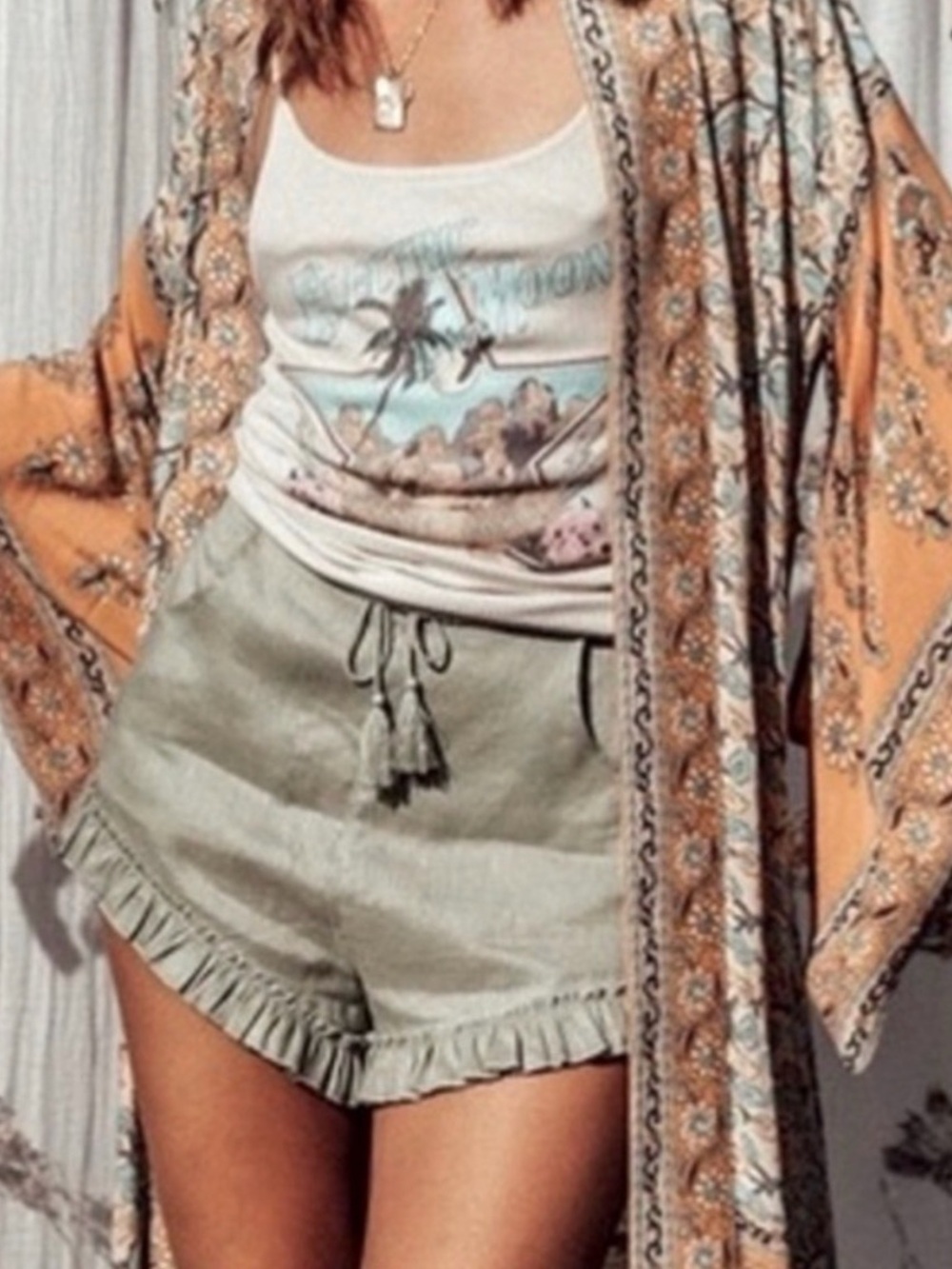 spell sage linen shorts - M NWT